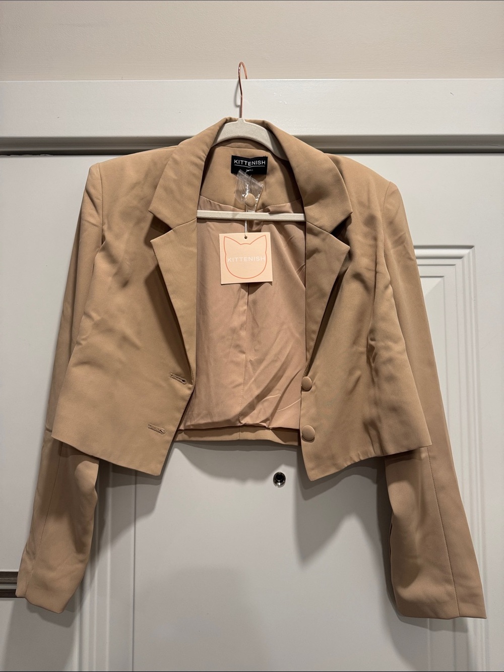 NWT Kittenish Women's Cropped Blazer in Beige